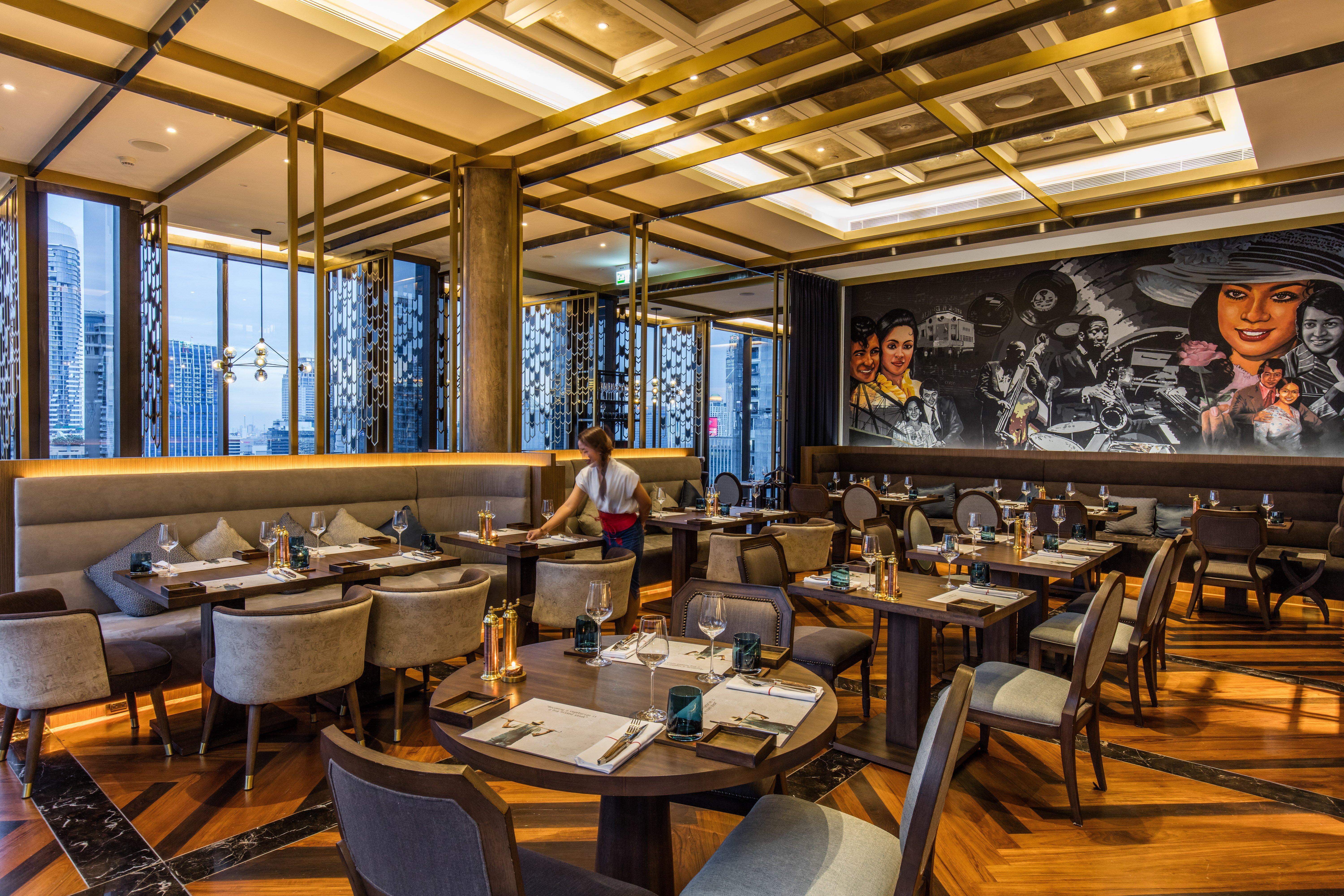 曼谷无线路英迪格酒店 外观 照片 The interior of the restaurant